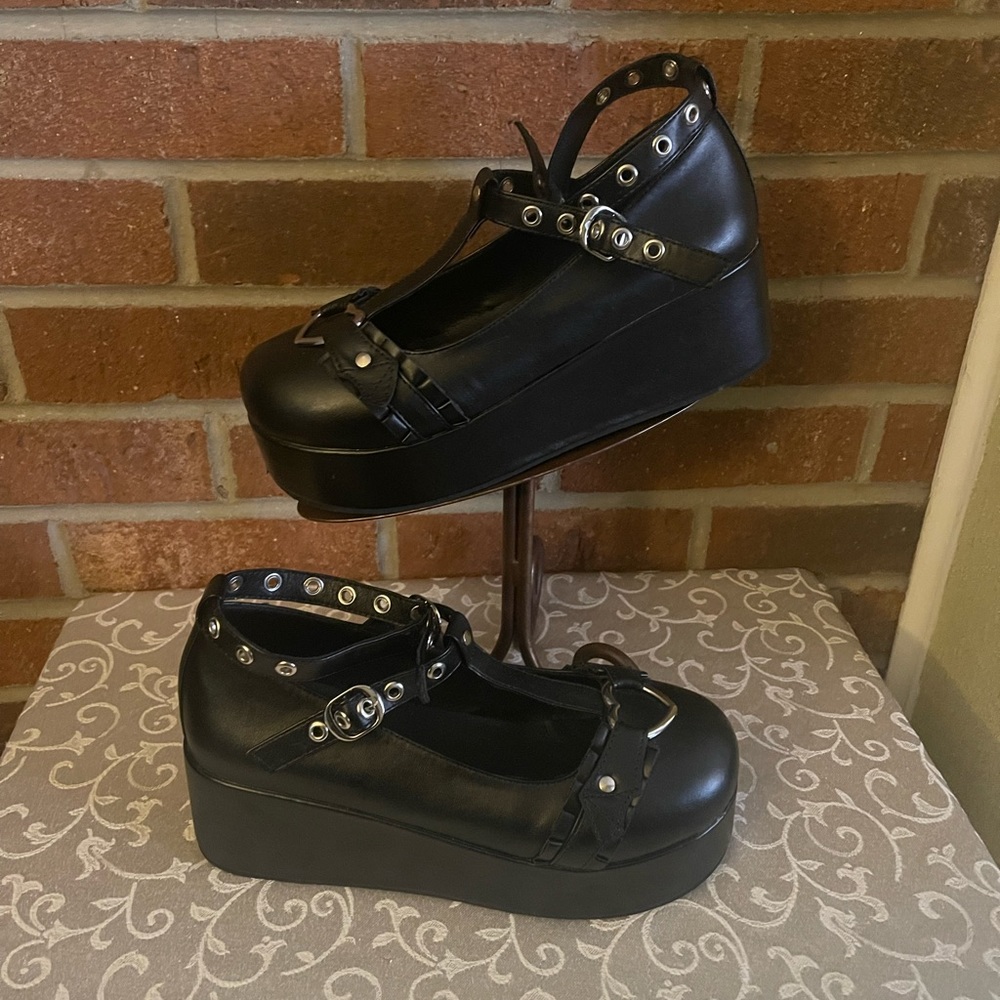 Women’s Sweet Bow Round Toe Goth Platform Shoes Size 10